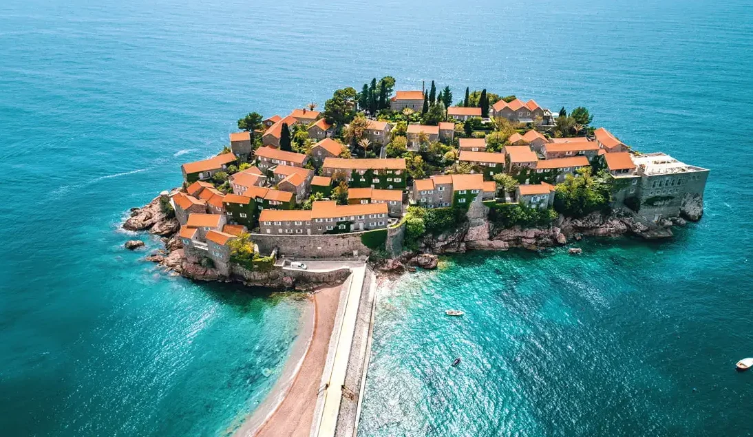 sveti-stefan-island-sunset